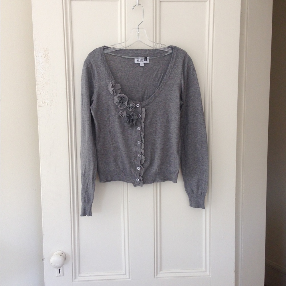 Knit Top Embroidered Floral Cardigan Button-Down